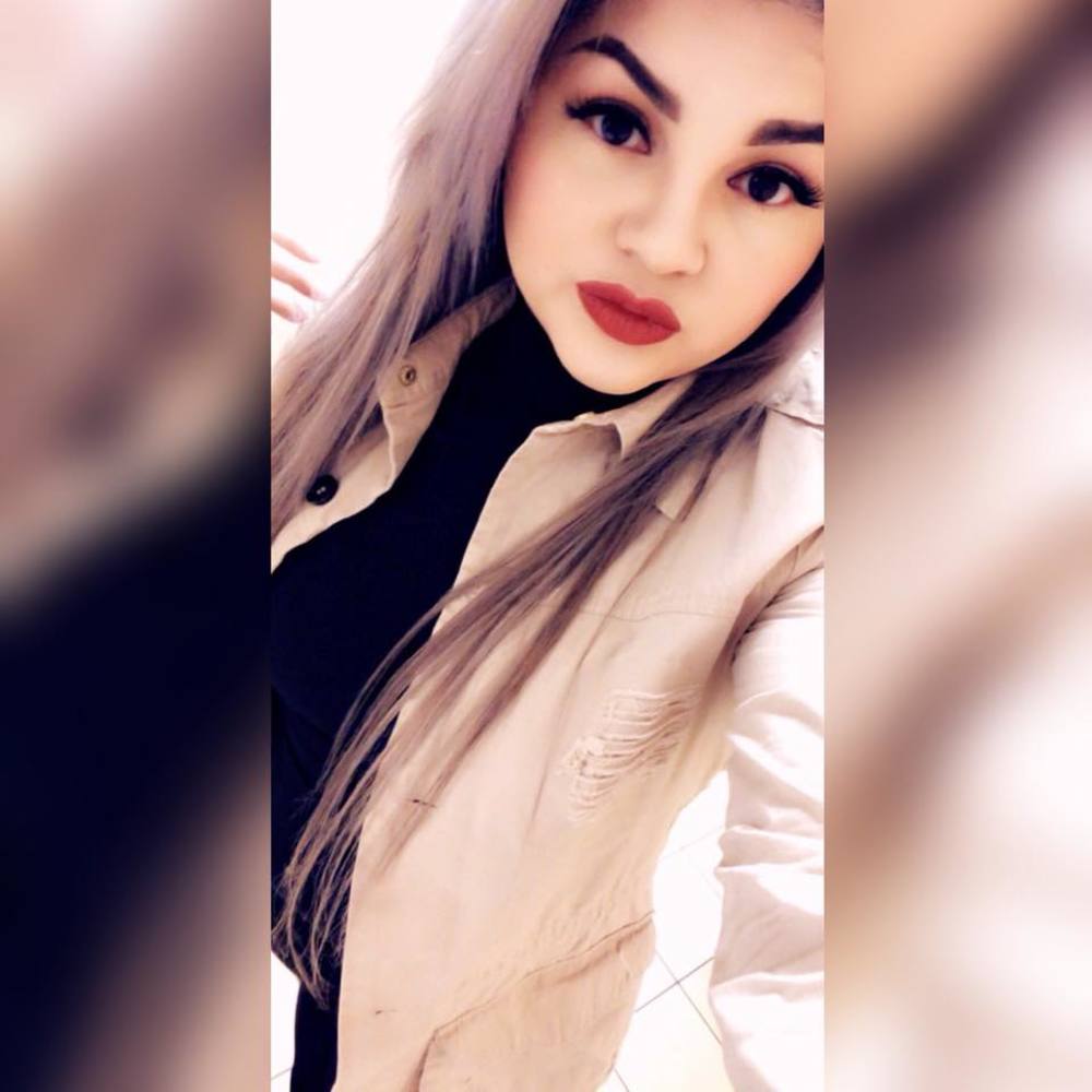 Meet your Posher, Jeannette